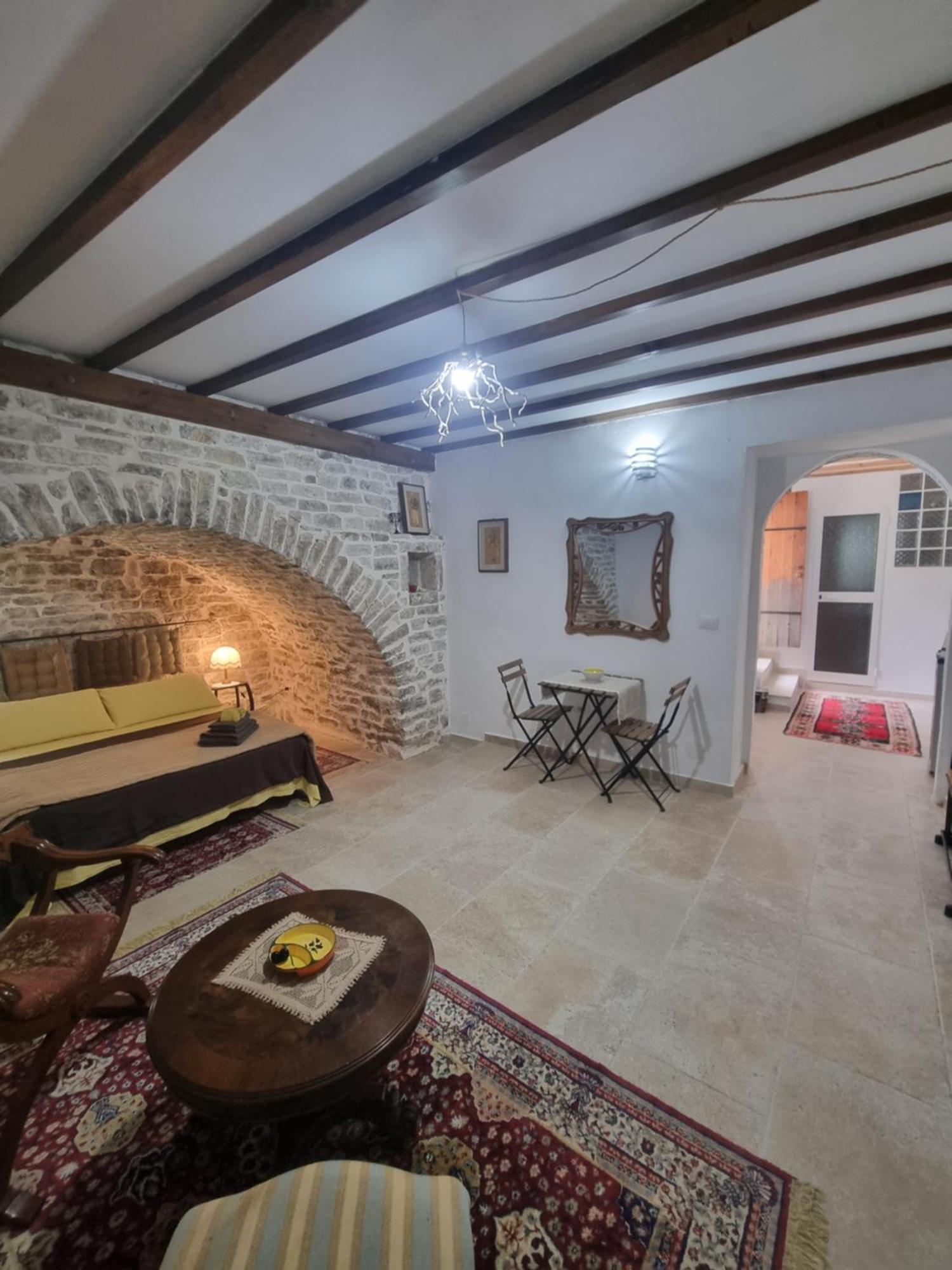 Villa Olive Old Qeparo Bagian luar foto