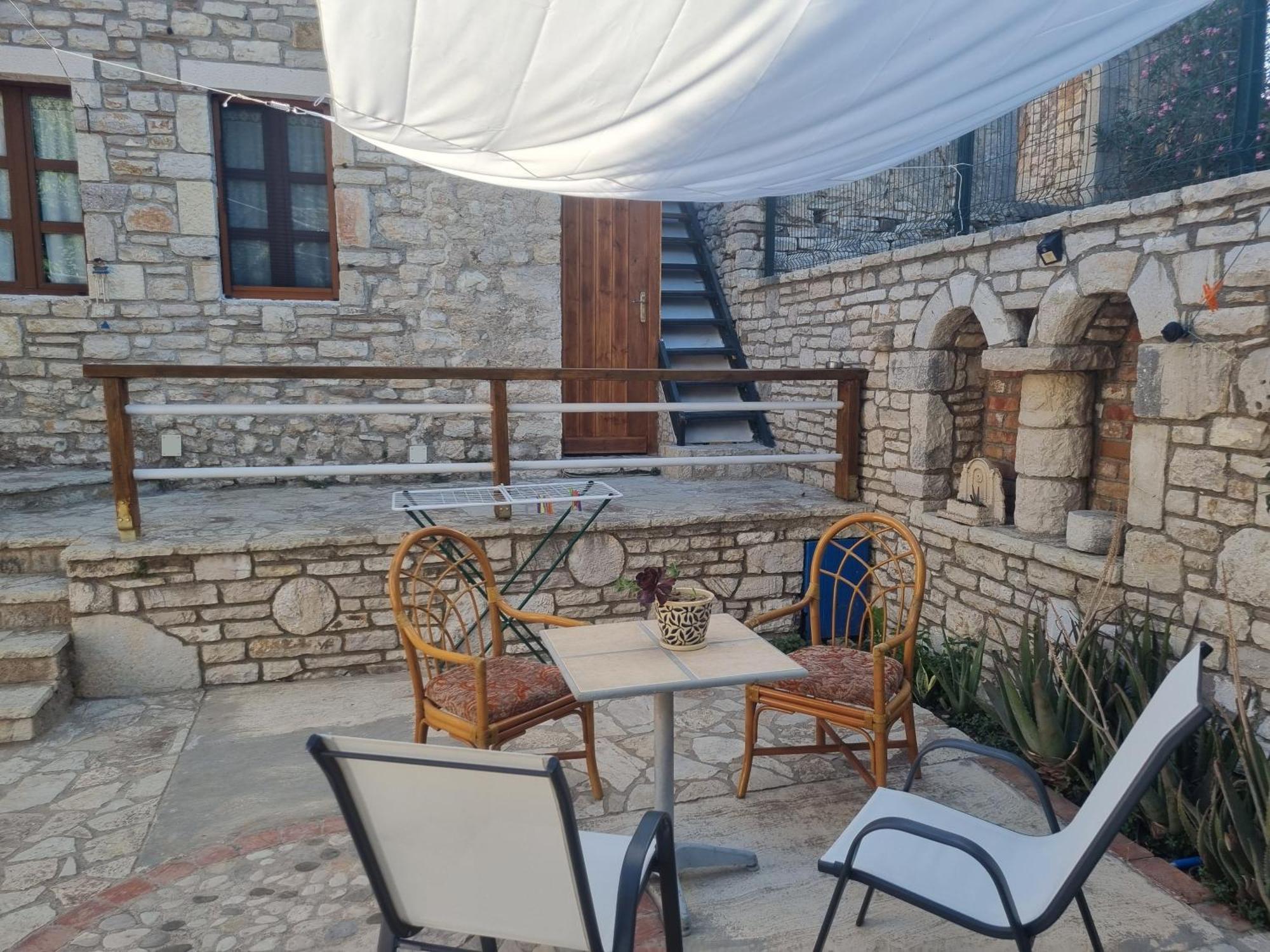 Villa Olive Old Qeparo Bagian luar foto