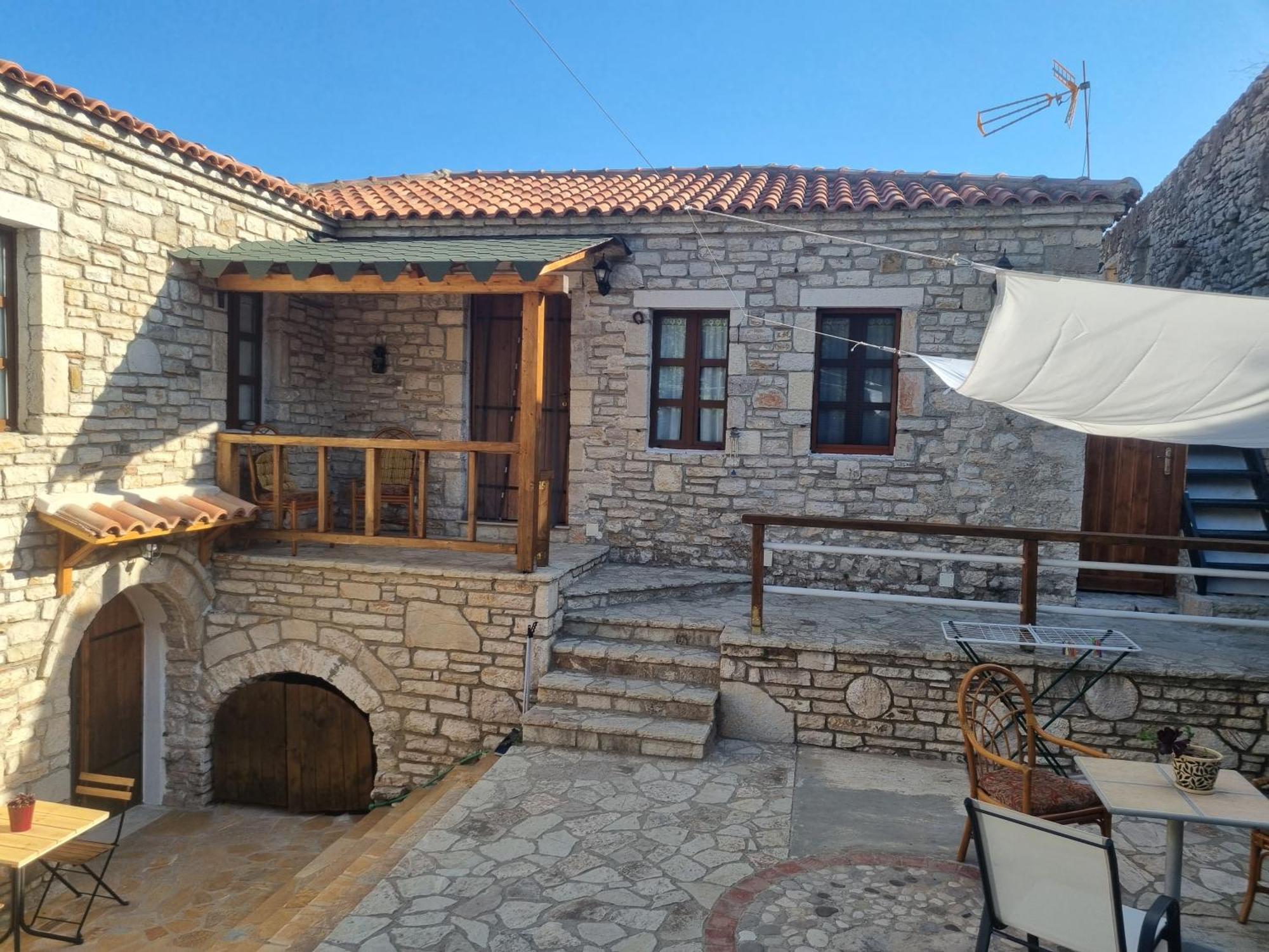 Villa Olive Old Qeparo Bagian luar foto